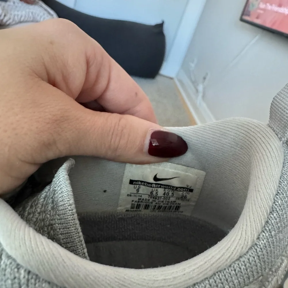 Nike Free Gray Women's Sneakers - Picture 5 of 5